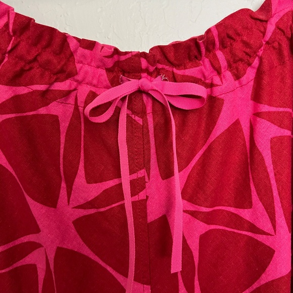 H&M Red & Pink Geometeric Pattern Swing Skirt Size 6 - Picture 3 of 11
